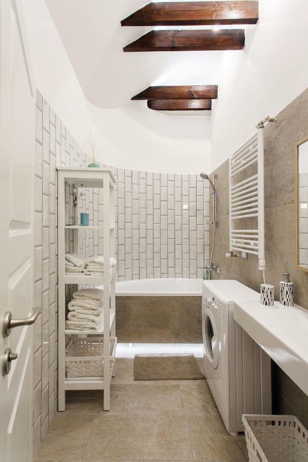#Stayhere 3Bdr Modern & Stylish Apartment - Heart Of Old Town By Houseys Βίλνιους Εξωτερικό φωτογραφία