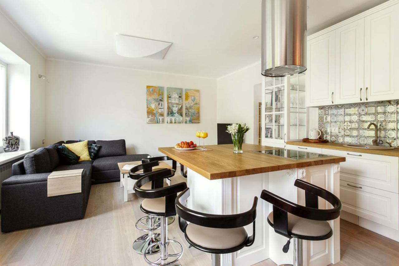 #Stayhere 3Bdr Modern & Stylish Apartment - Heart Of Old Town By Houseys Βίλνιους Εξωτερικό φωτογραφία