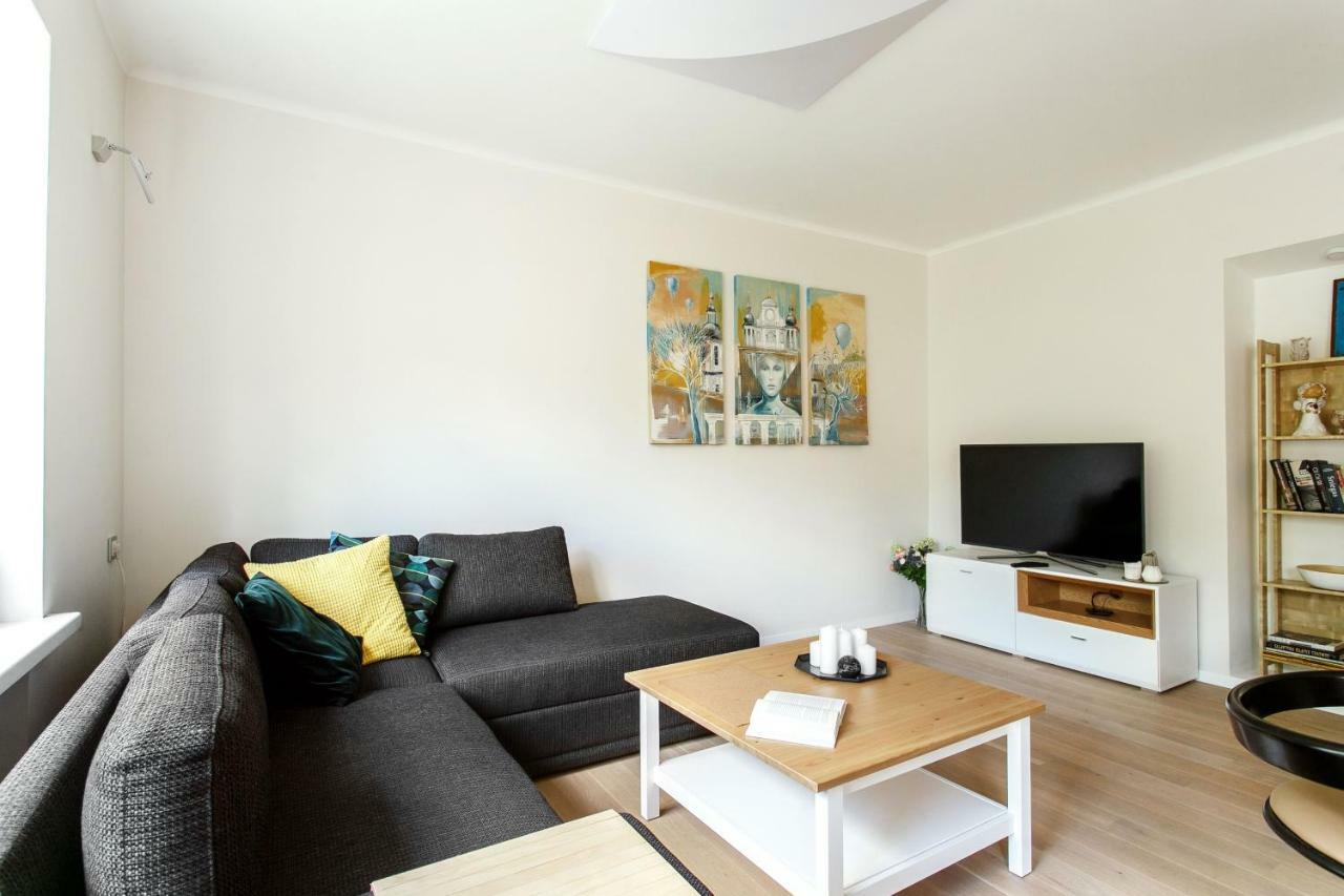 #Stayhere 3Bdr Modern & Stylish Apartment - Heart Of Old Town By Houseys Βίλνιους Εξωτερικό φωτογραφία